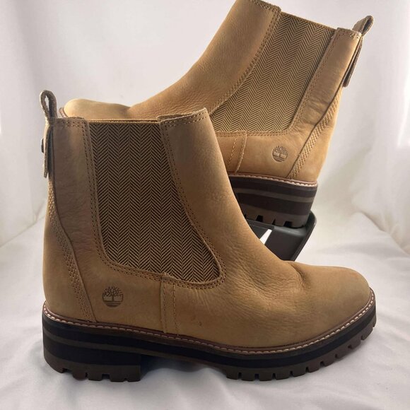 Timberland Women's Courmayeur Valley Chelsea Fashion Boot Wheat Nubuck Size 10 - Picture 1 of 5